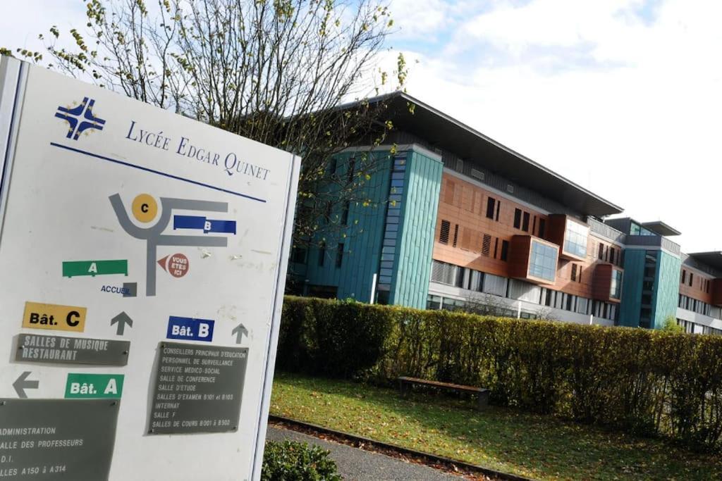 L'Aindus De Brou- Parking Prive- Rdc Lägenhet Bourg-en-Bresse Exteriör bild